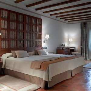 Chambre Standarde Lit King-Size